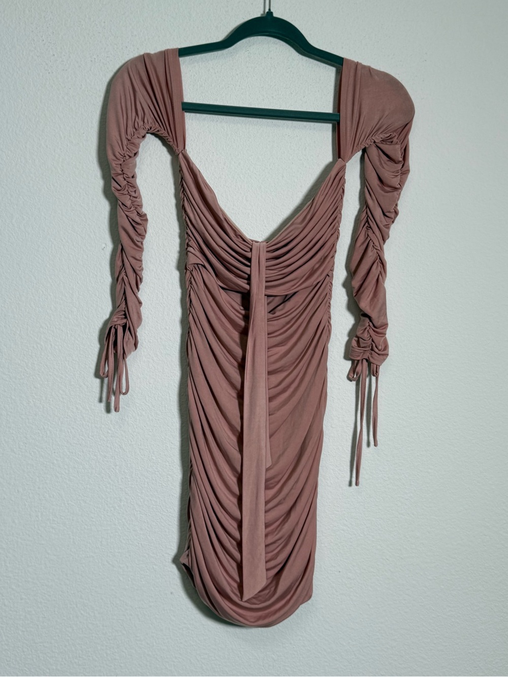 Tiger Mist Dusty Rose Ruched Bodycon Mini Dress Open Back Long Sleeve Size S